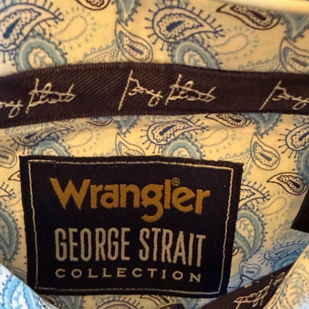 Wrangler Small George Strait Blue Paisley Casual Shirt